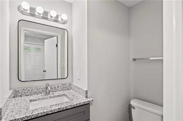 257 Roswell Commons CIR, Roswell, GA 30076