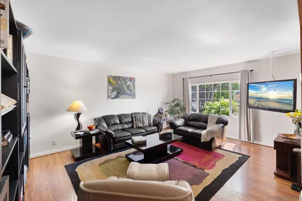 313 Lausanne Dr, San Diego, CA 92114