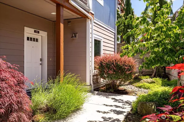 3614 Portage LN #100, Anacortes, WA 98221