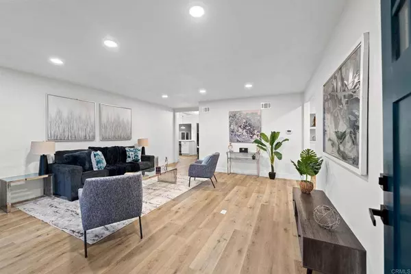 1105 Mary ST, El Cajon, CA 92021