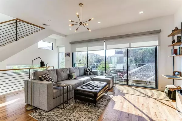 2211 Moser Avenue #1, Dallas, TX 75206