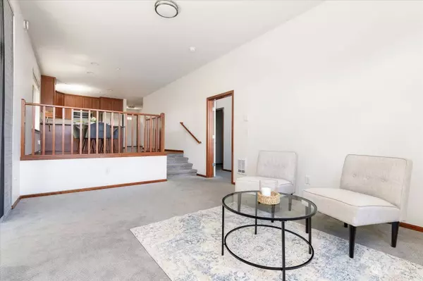 3614 Portage LN #100, Anacortes, WA 98221