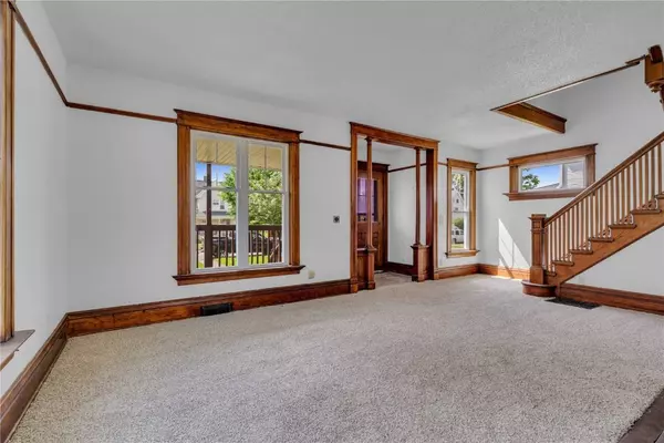 1634 D Avenue, Cedar Rapids, IA 52402