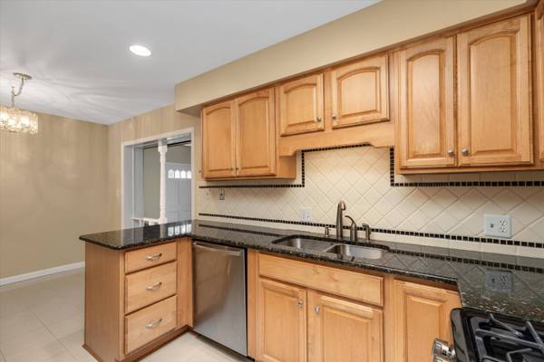 14263 Fairway, Livonia, MI 48154