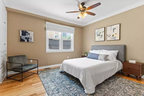 111-121 Green St #103, Boston, MA 02130