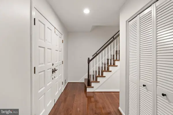 10536 KNOLLWOOD DR, Manassas, VA 20111