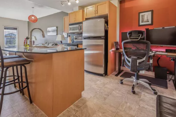 11811 Lake Fraser DR SE #3207, Calgary, AB T2J 7J1