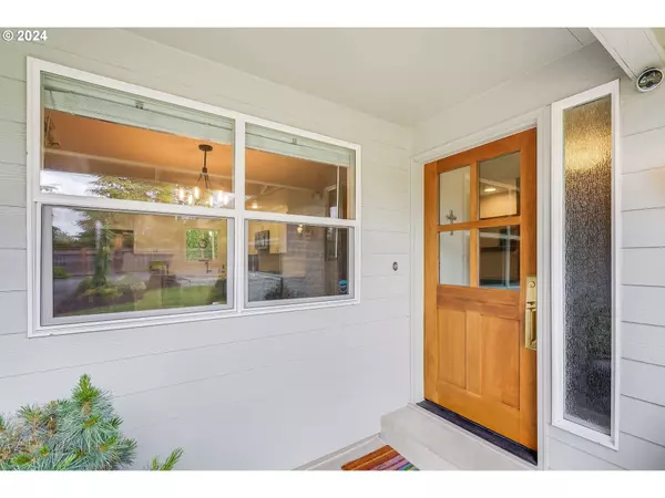 655 NW TERRITORIAL RD, Canby, OR 97013