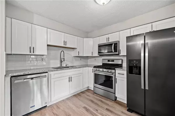 257 Roswell Commons CIR, Roswell, GA 30076