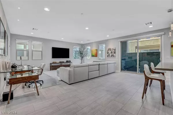 11290 Kraft Mountain Avenue #101, Las Vegas, NV 89135