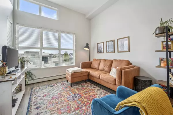 95 Burma Star RD SW #1403, Calgary, AB T3E 8A9