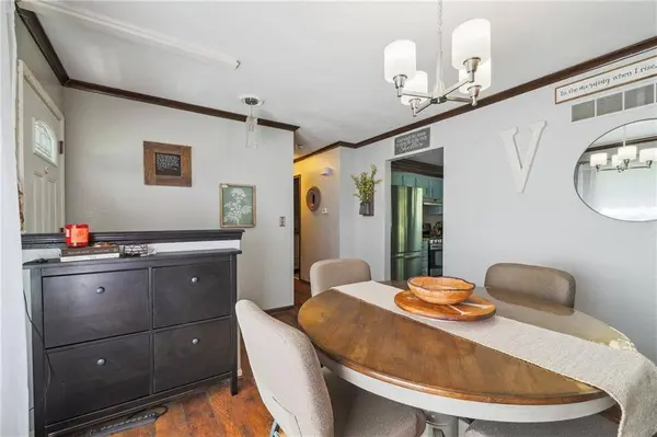 2301 S Park AVE, Oak Grove, MO 64075