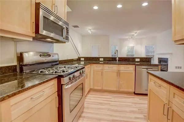 5941 Brookside Oak CIR, Norcross, GA 30093