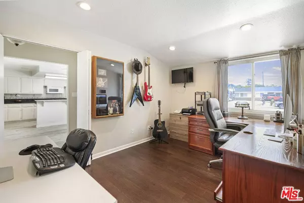 359 Lantana St, Camarillo, CA 93010