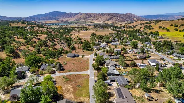 0 Basil Place, Tehachapi, CA 93561