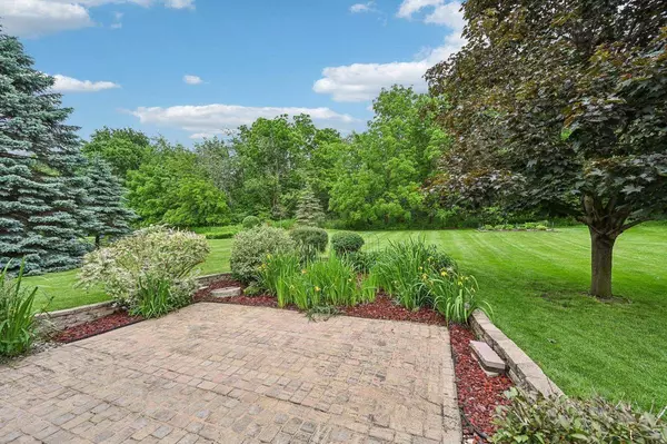 1742 Lunde Circle, Stoughton, WI 53589