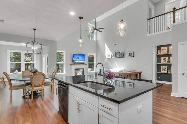 4009 Menola Ct, Ridgeville, SC 29472