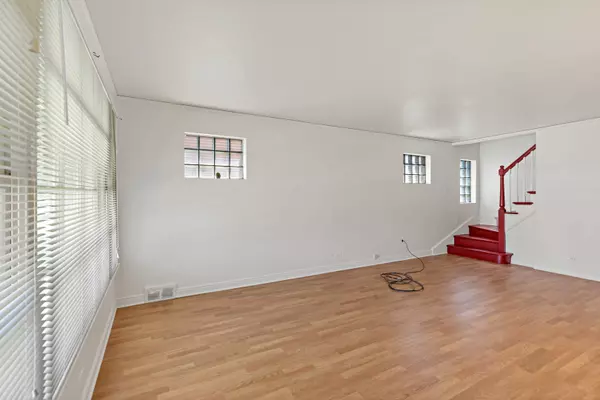 10628 S Vernon AVE, Chicago, IL 60628