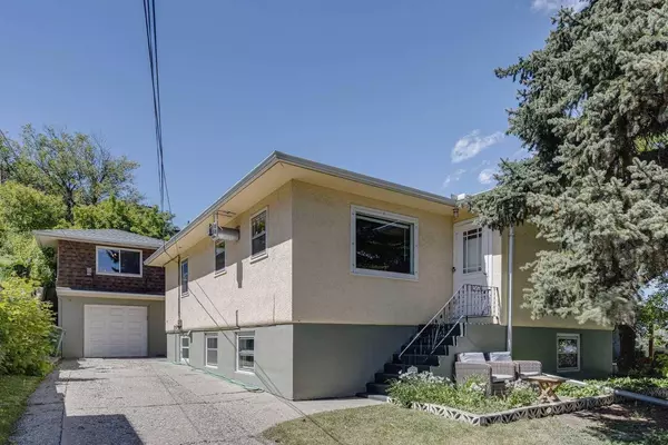 1125 Maggie ST SE, Calgary, AB T2G4L8