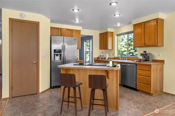 22931 SE 283rd ST, Maple Valley, WA 98038