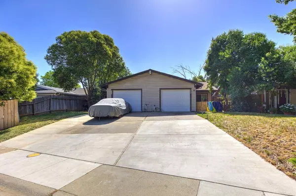 3431 Viking DR, Sacramento, CA 95827
