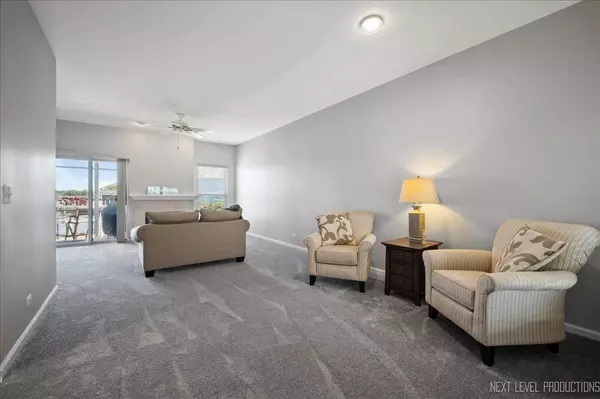 195 Janet CT, Fox Lake, IL 60020