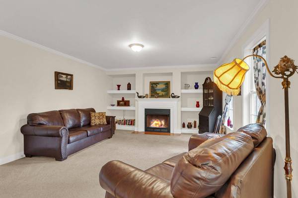 432 Black Horse Rd, Moncks Corner, SC 29461