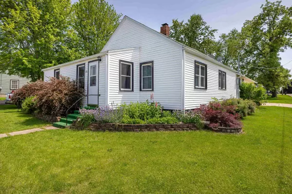 201 E Jefferson, Warren, IL 61087