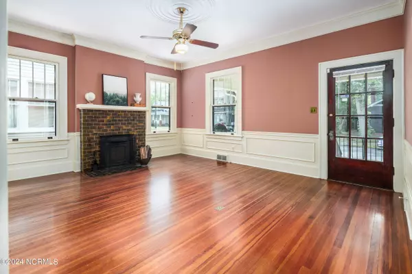 406 Student Street, Greenville, NC 27858