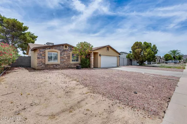 13051 N 41ST Place, Phoenix, AZ 85032
