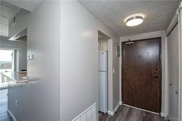 1116 Eagle Feather Circle #F, West Carrollton, OH 45449