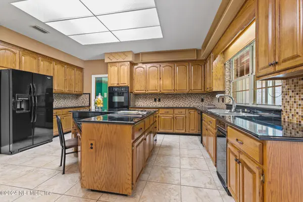 11926 MANDARIN RD, Jacksonville, FL 32223