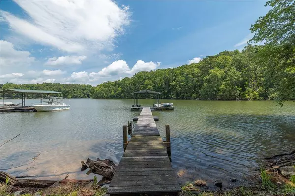 6545 Bryant DR, Gainesville, GA 30506