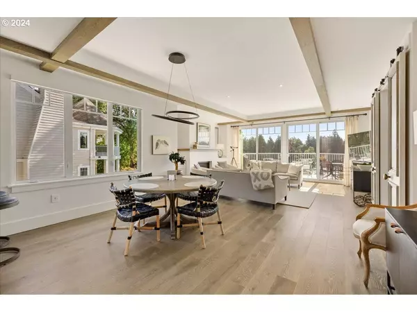 137 FURNACE ST, Lake Oswego, OR 97034