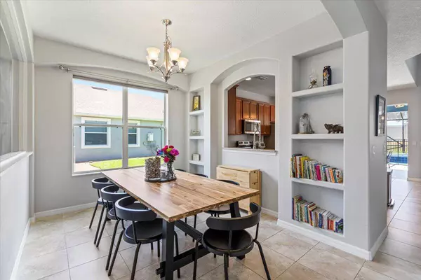 3698 Hollisten CIR, Melbourne, FL 32940