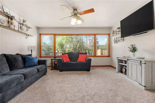 118 E West ST, Cadott, WI 54727