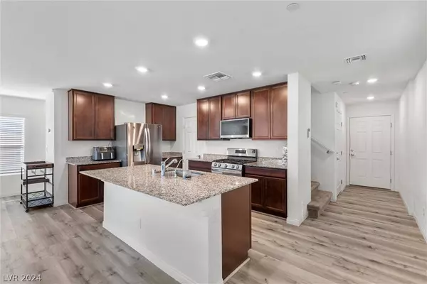 6869 Calvitero Street, Las Vegas, NV 89149