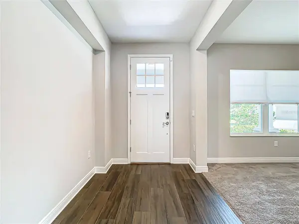 3327 GLEN MEADOW CT, Tampa, FL 33614