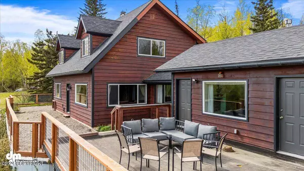 3825 E Palmdale DR, Wasilla, AK 99654