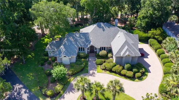 14 Retreat LN, Hilton Head Island, SC 29928