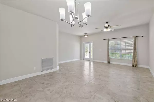 9150 Gladiolus Preserve CIR, Fort Myers, FL 33908