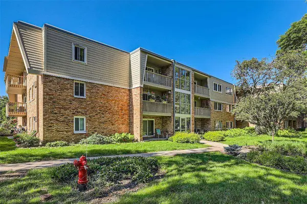 7412 W 22nd ST #214, Saint Louis Park, MN 55426