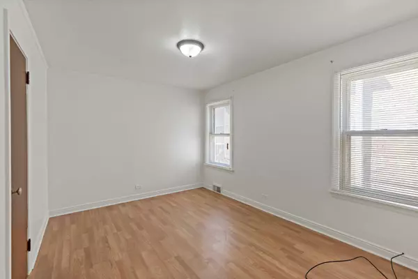 10628 S Vernon AVE, Chicago, IL 60628