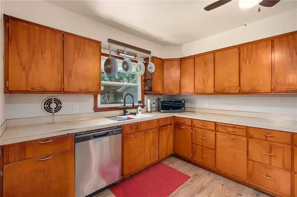 118 E West ST, Cadott, WI 54727