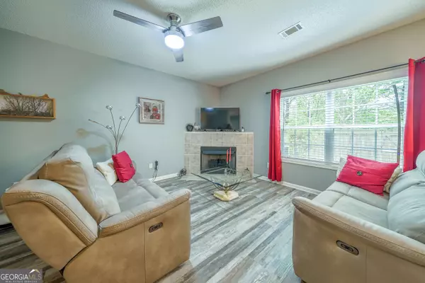 74 Eagle Glen DR NE, Cartersville, GA 30121