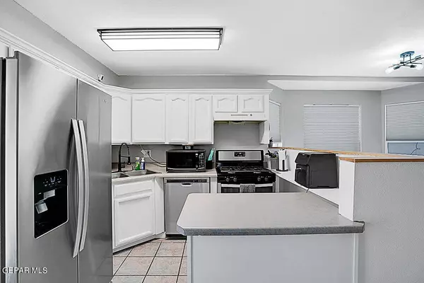 12272 TIERRA CANADA DR, El Paso, TX 79938