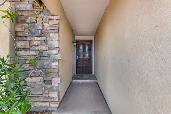 13051 N 41ST Place, Phoenix, AZ 85032