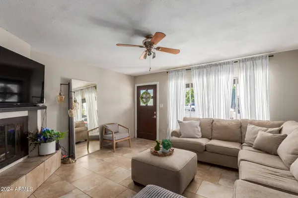 6808 W READE Avenue, Glendale, AZ 85303