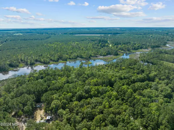 45 Cedar Bluff Lane, Oriental, NC 28571