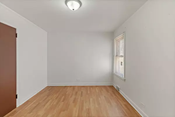 10628 S Vernon AVE, Chicago, IL 60628